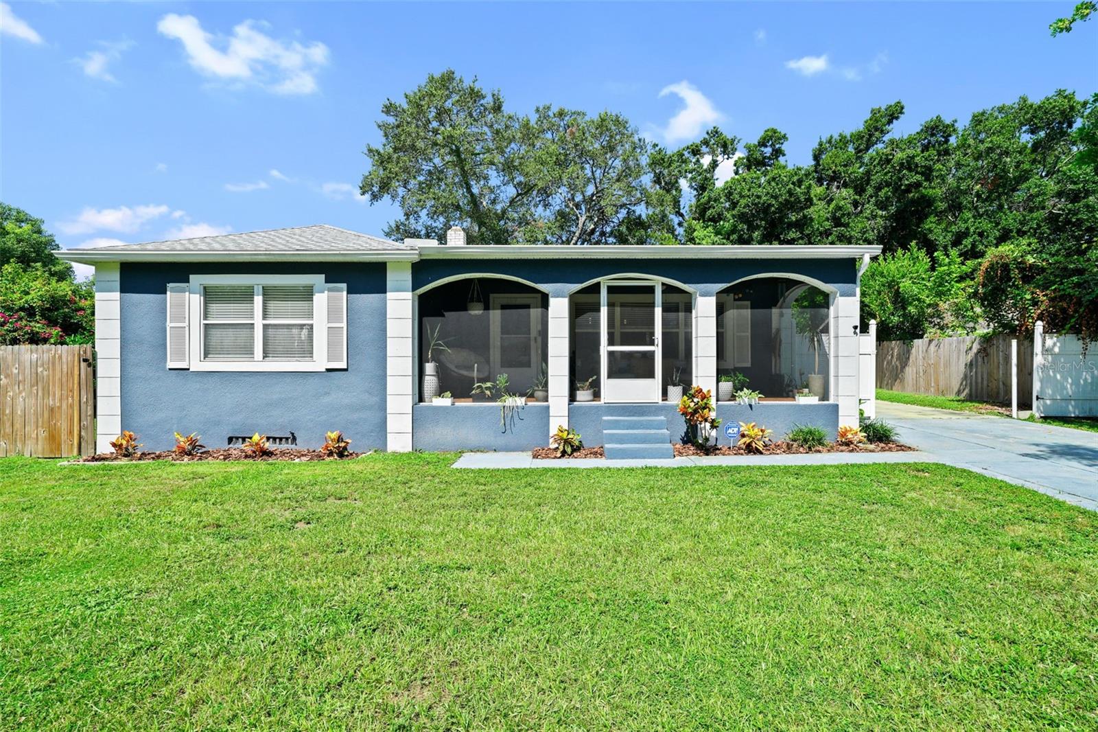2519 EMMA CIR, TAMPA, FL, 33614