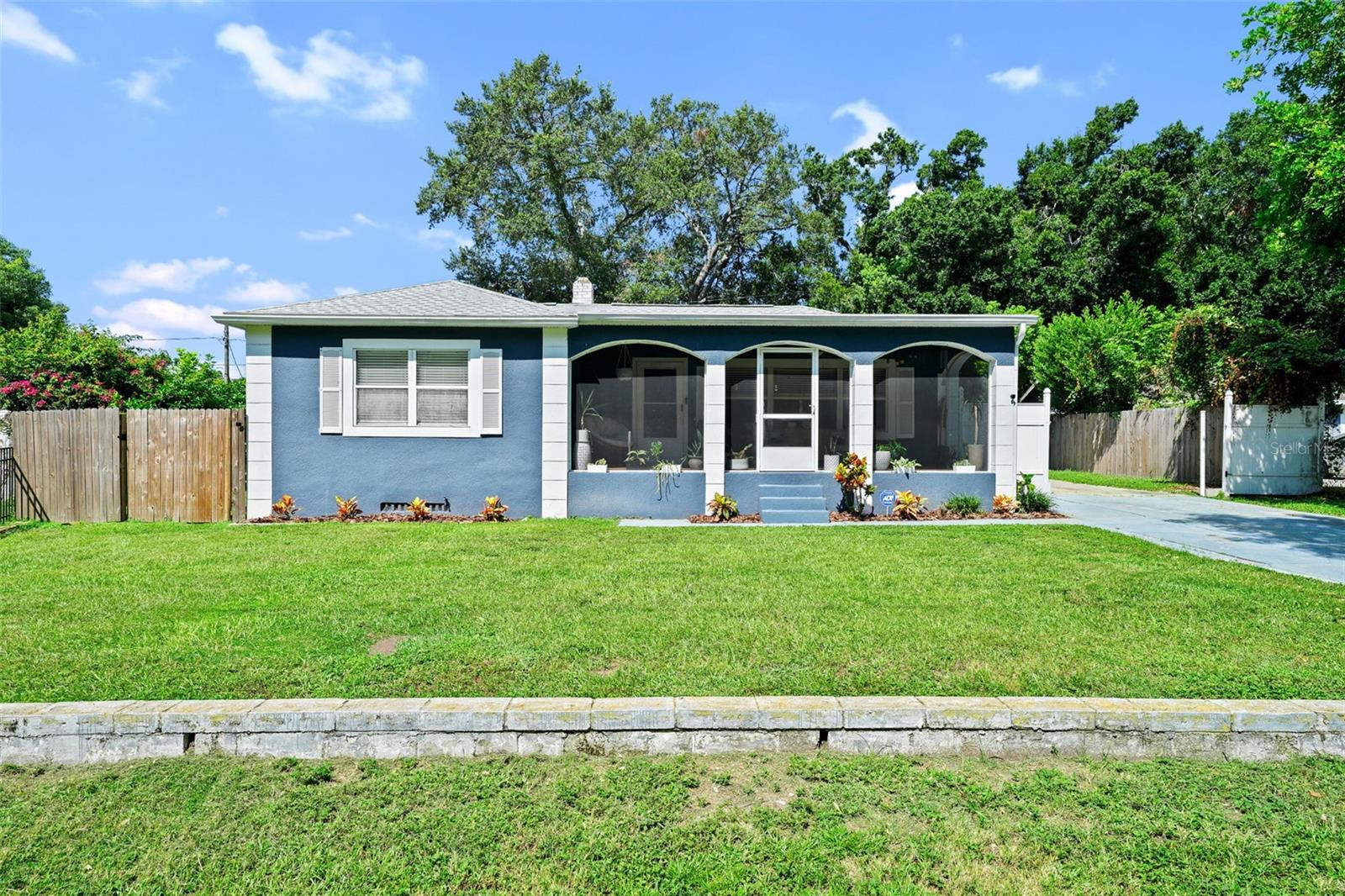 2519 EMMA CIR, TAMPA, FL, 33614