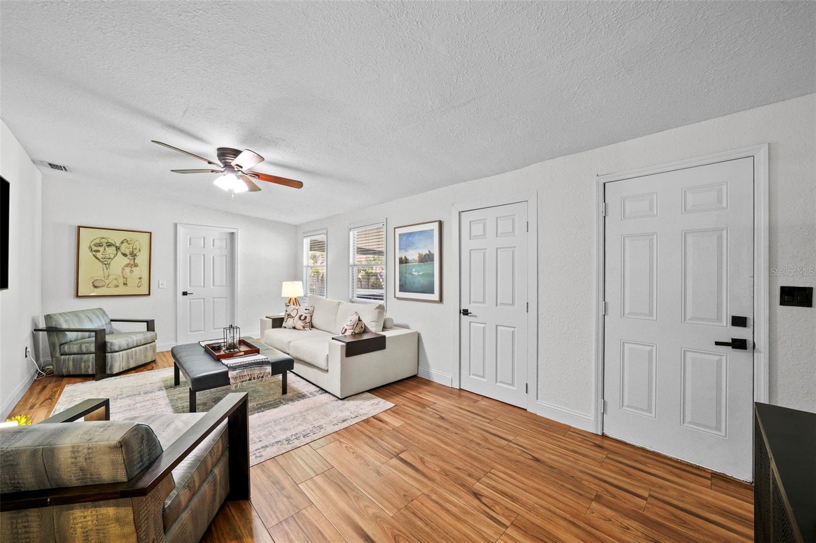 2519 EMMA CIR, TAMPA, FL, 33614