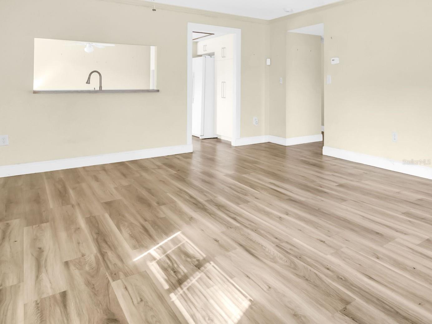 TB8422678 Property Photo