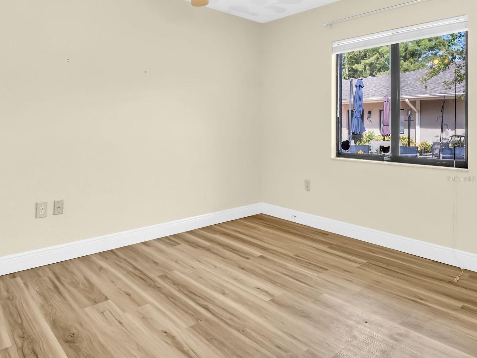 TB8422678 Property Photo