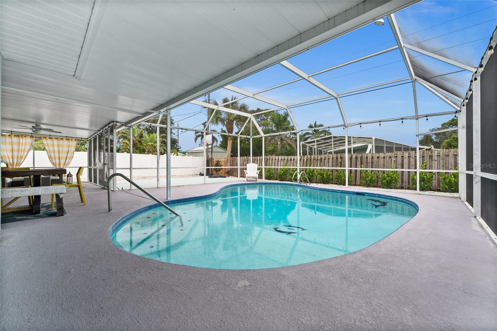 A4663611 Property Photo