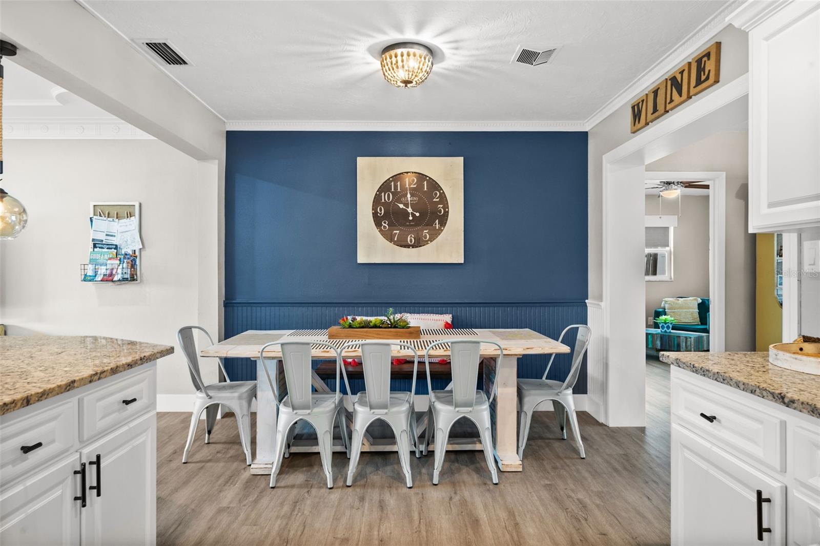 A4663611 Property Photo