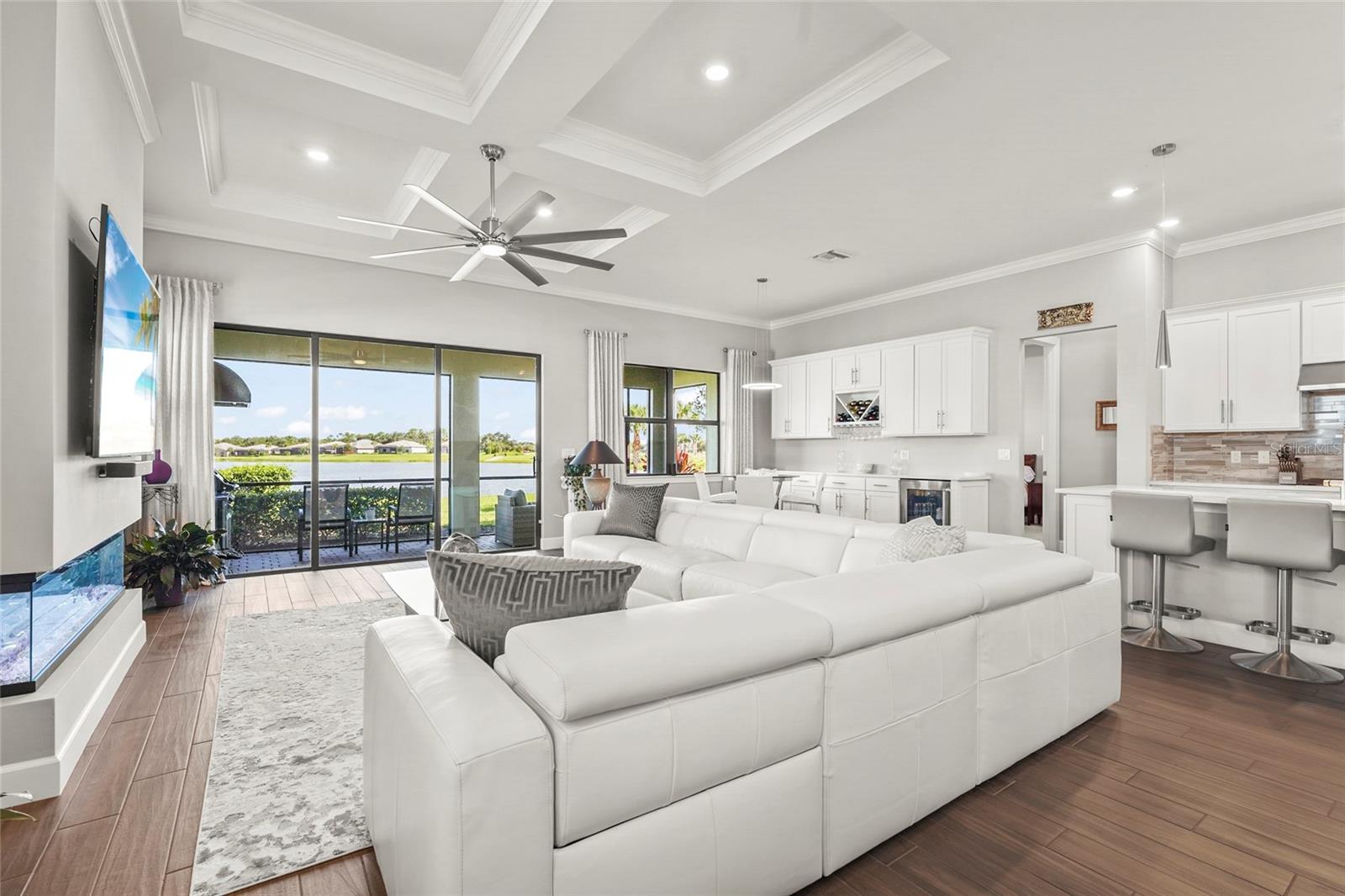 7948 GRANDE SHORES DR, SARASOTA, FL, 34240