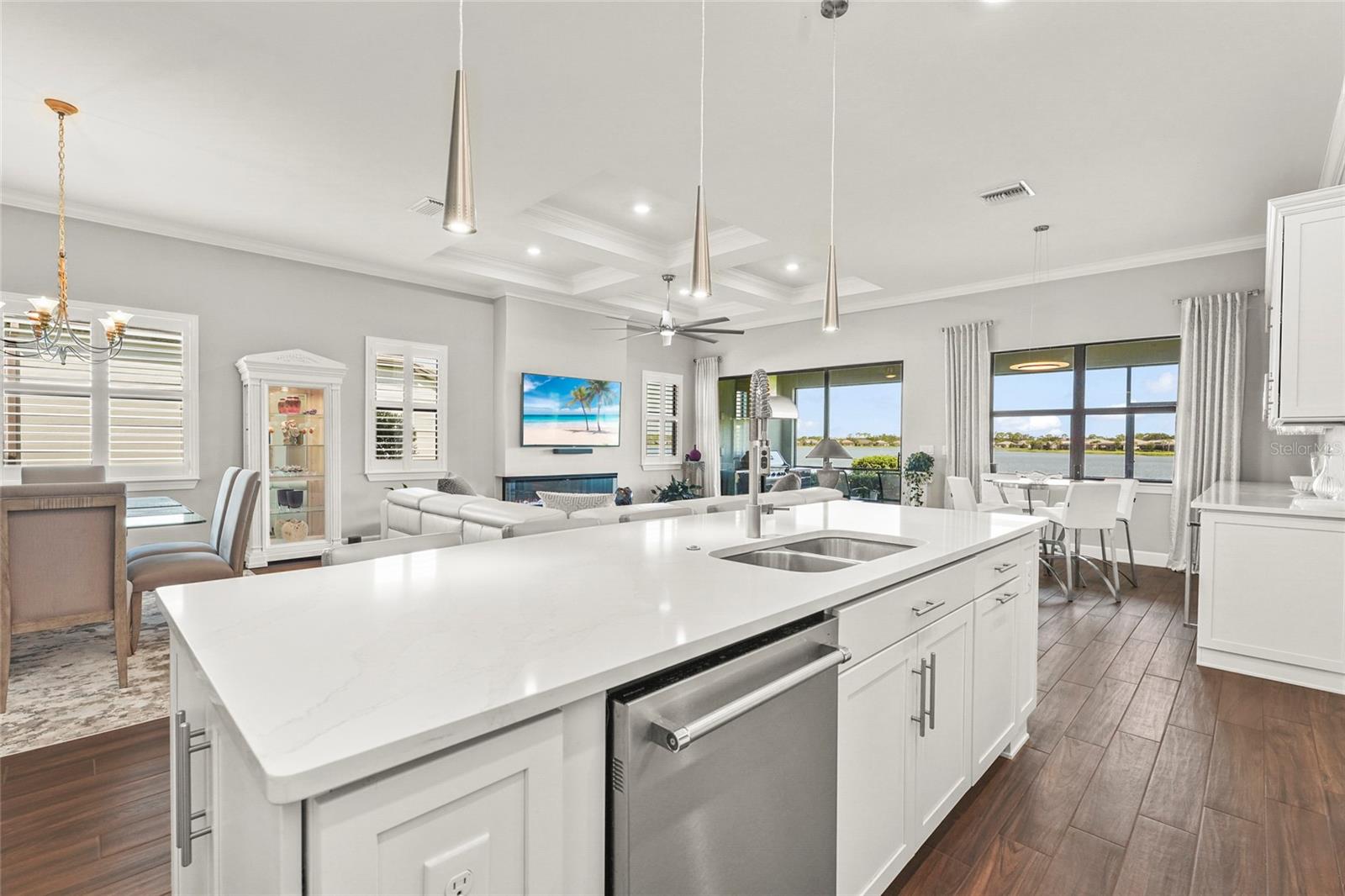 7948 GRANDE SHORES DR, SARASOTA, FL, 34240