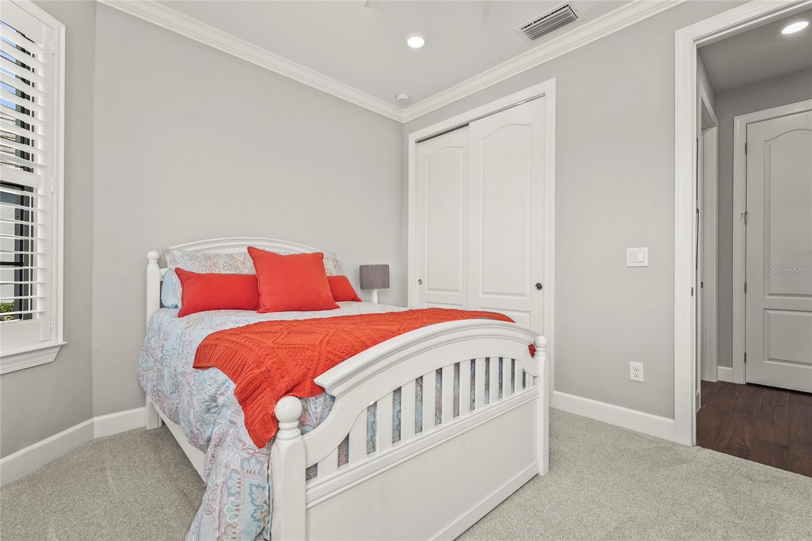 7948 GRANDE SHORES DR, SARASOTA, FL, 34240