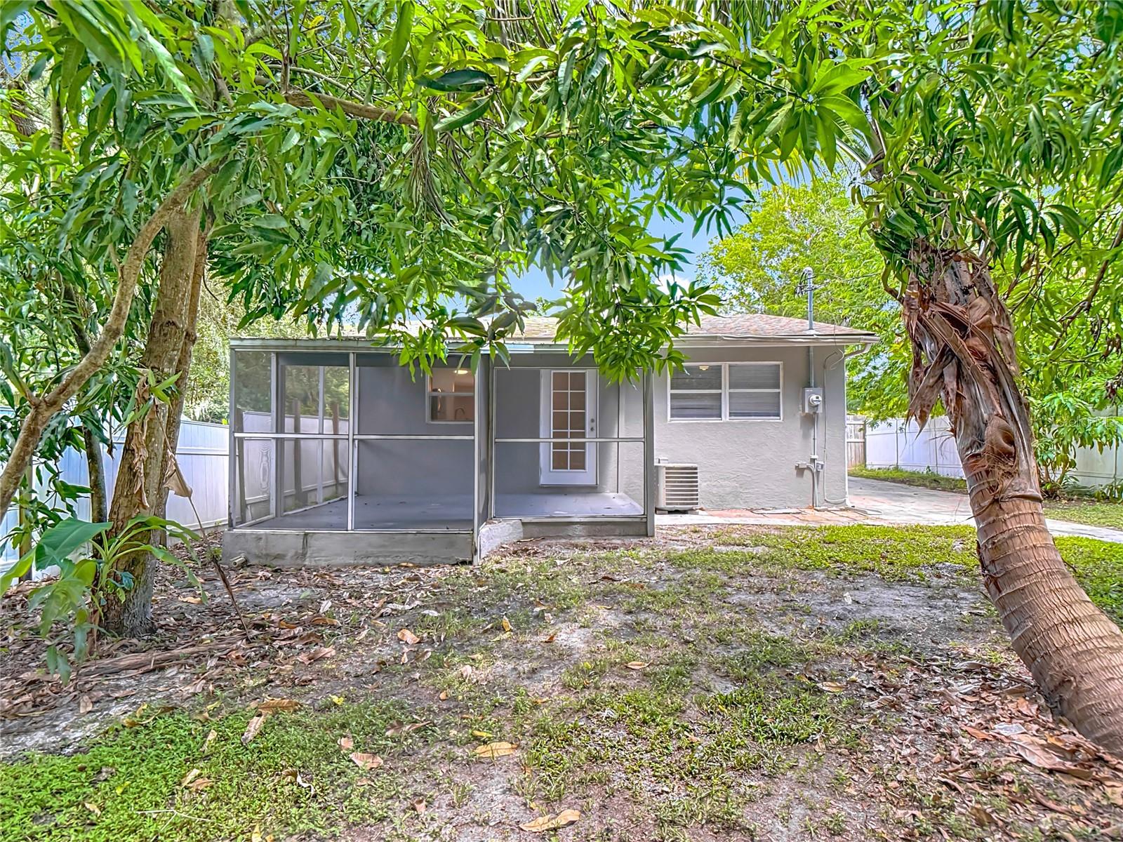 262 PALMACEA RD, FORT MYERS, FL, 33905