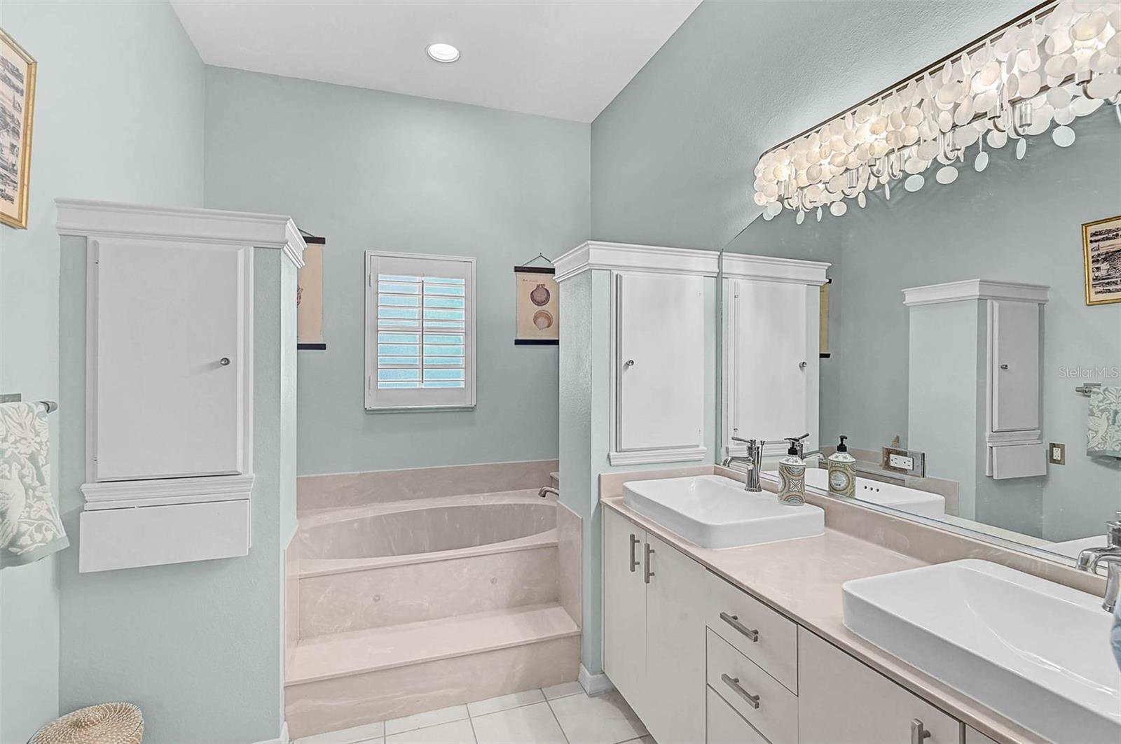 A4663633 Property Photo