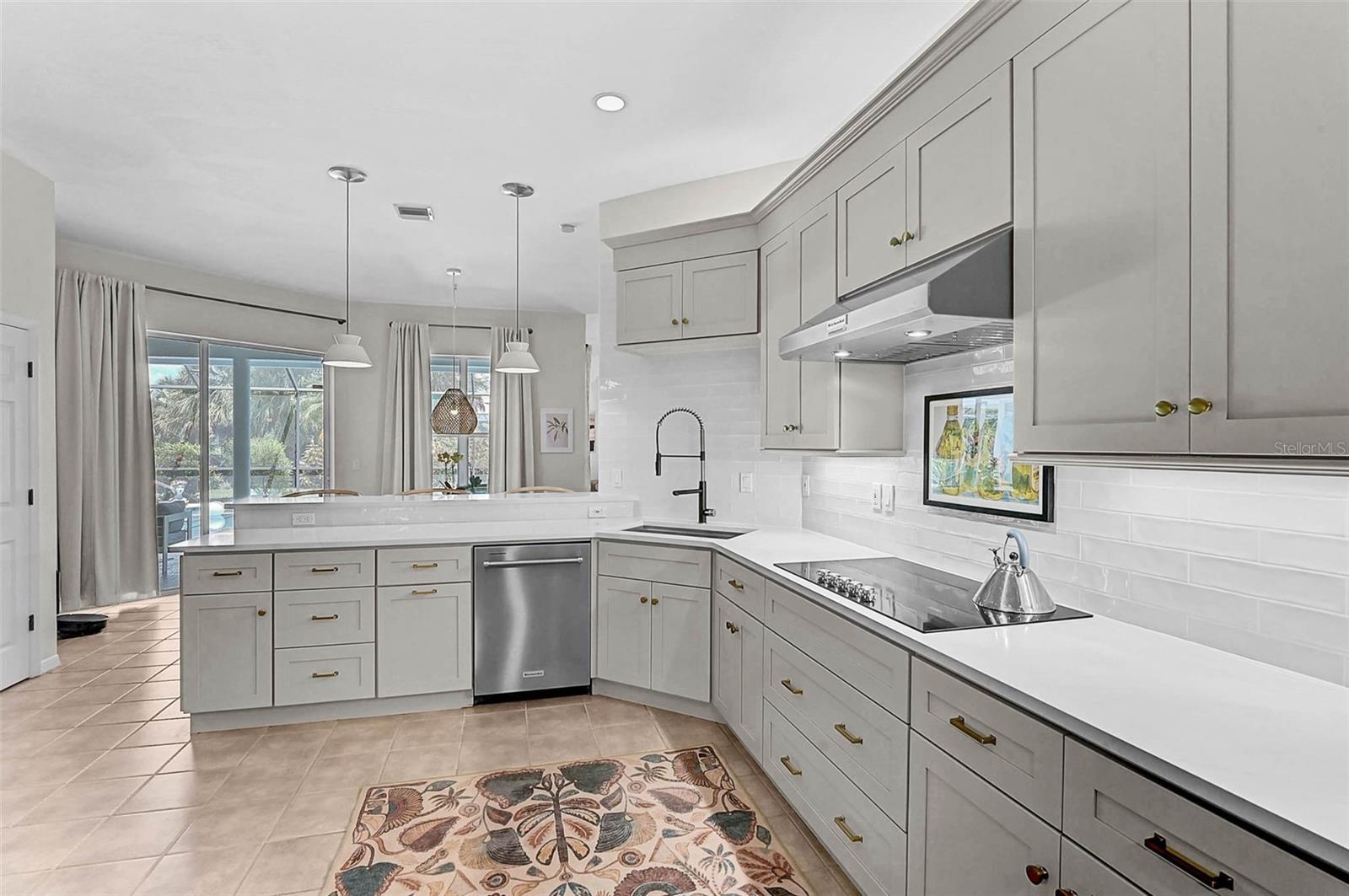 A4663633 Property Photo
