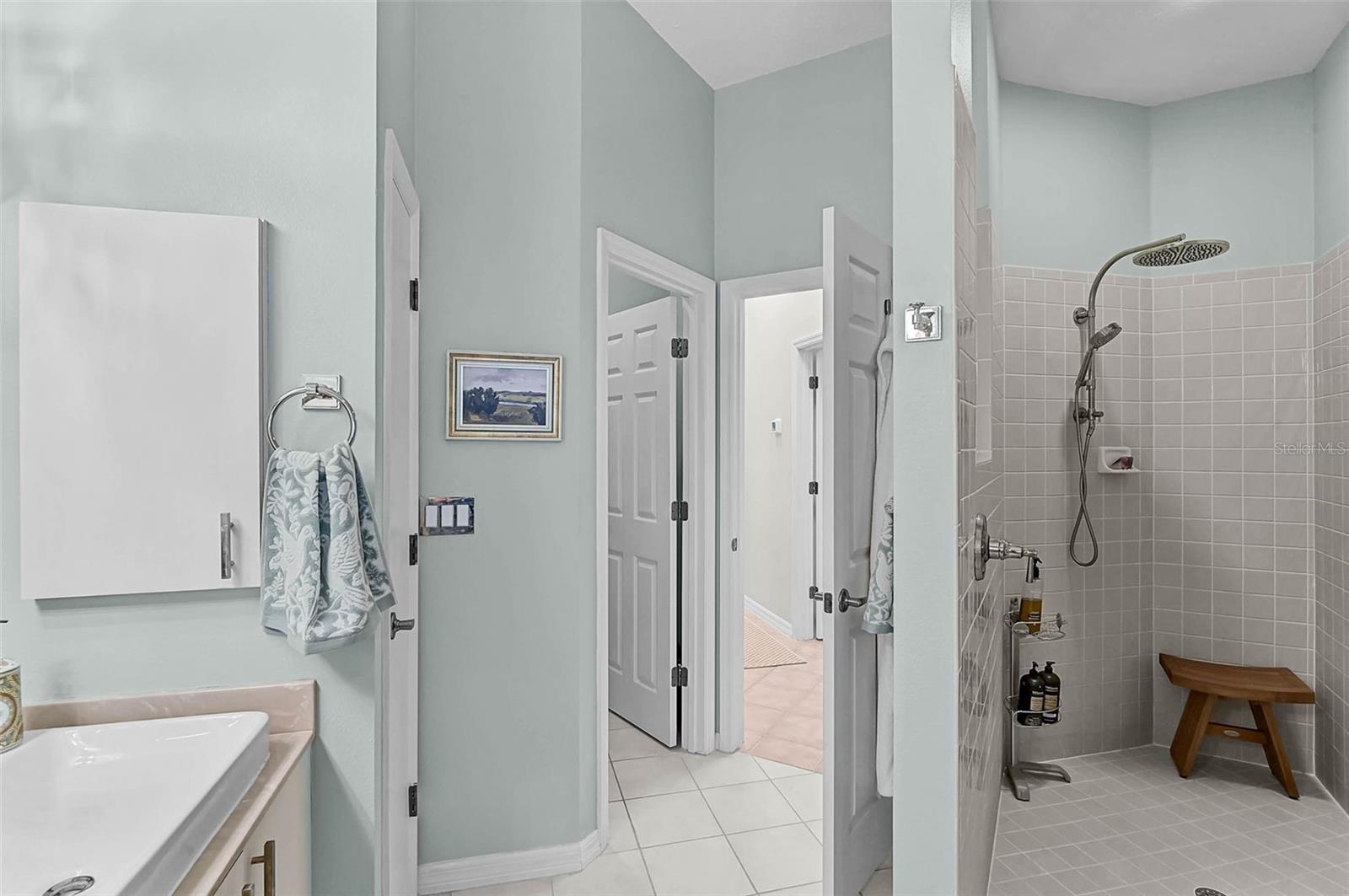 A4663633 Property Photo