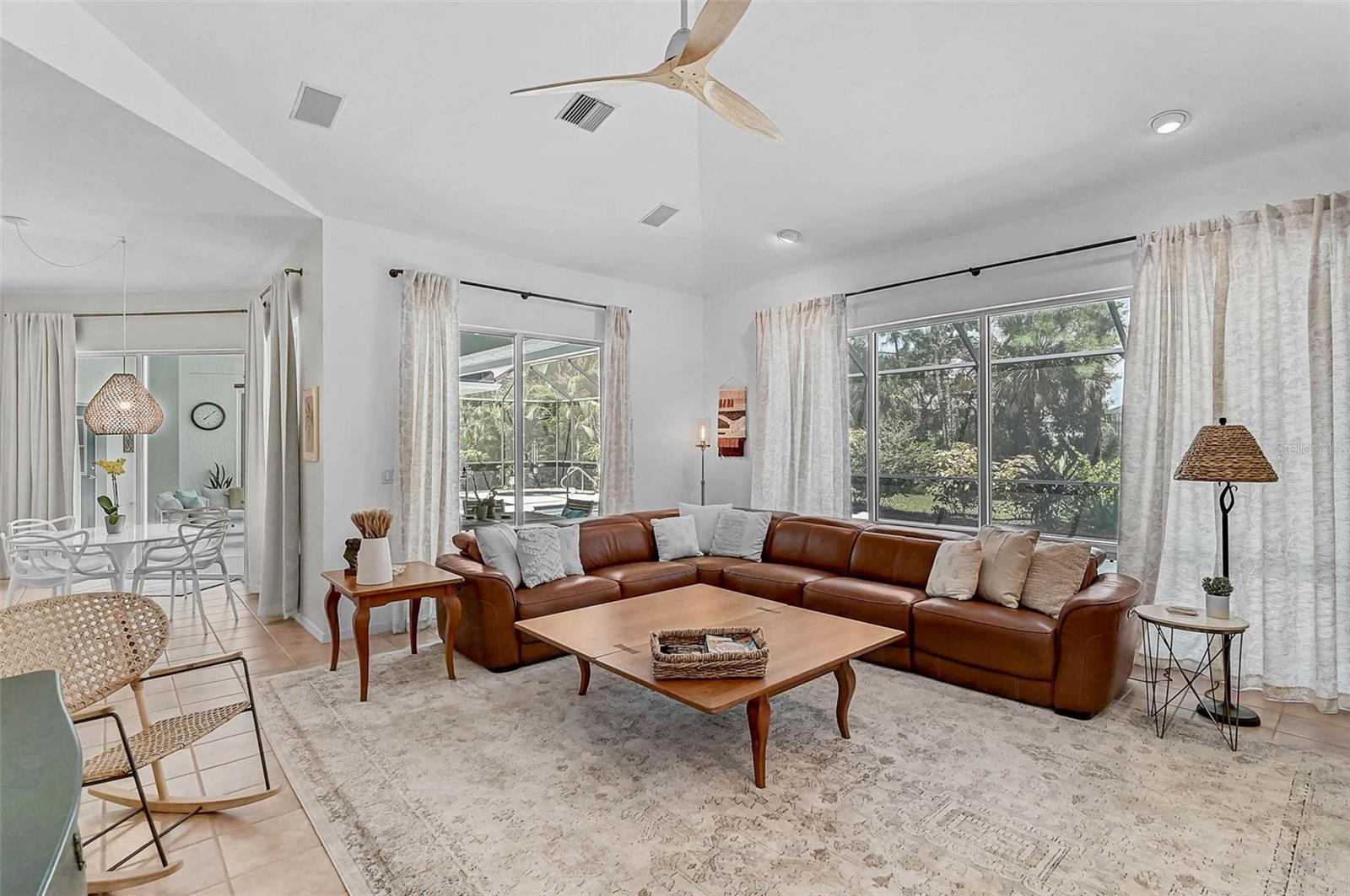 A4663633 Property Photo