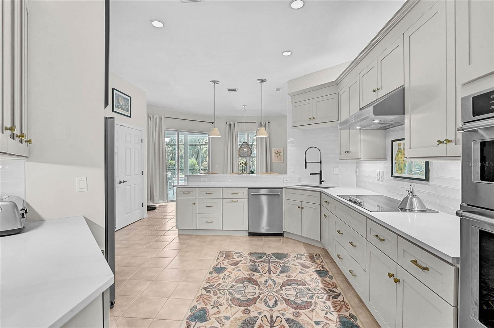A4663633 Property Photo