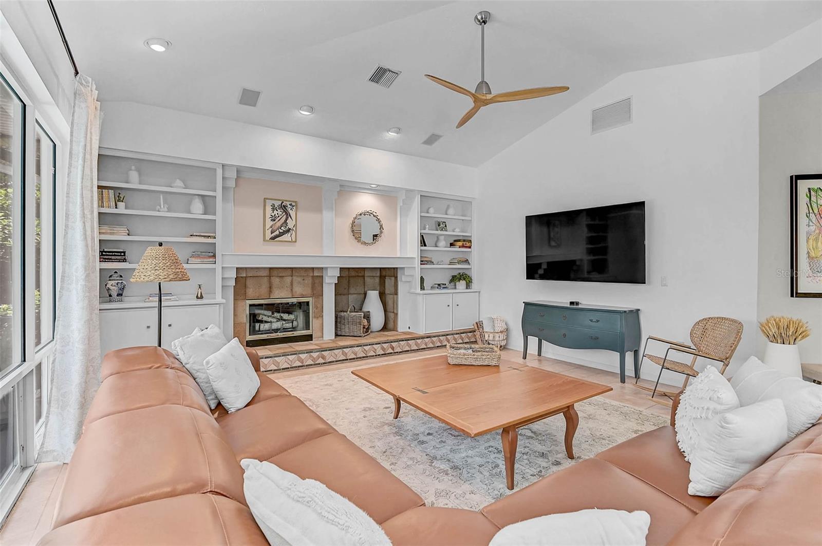 A4663633 Property Photo