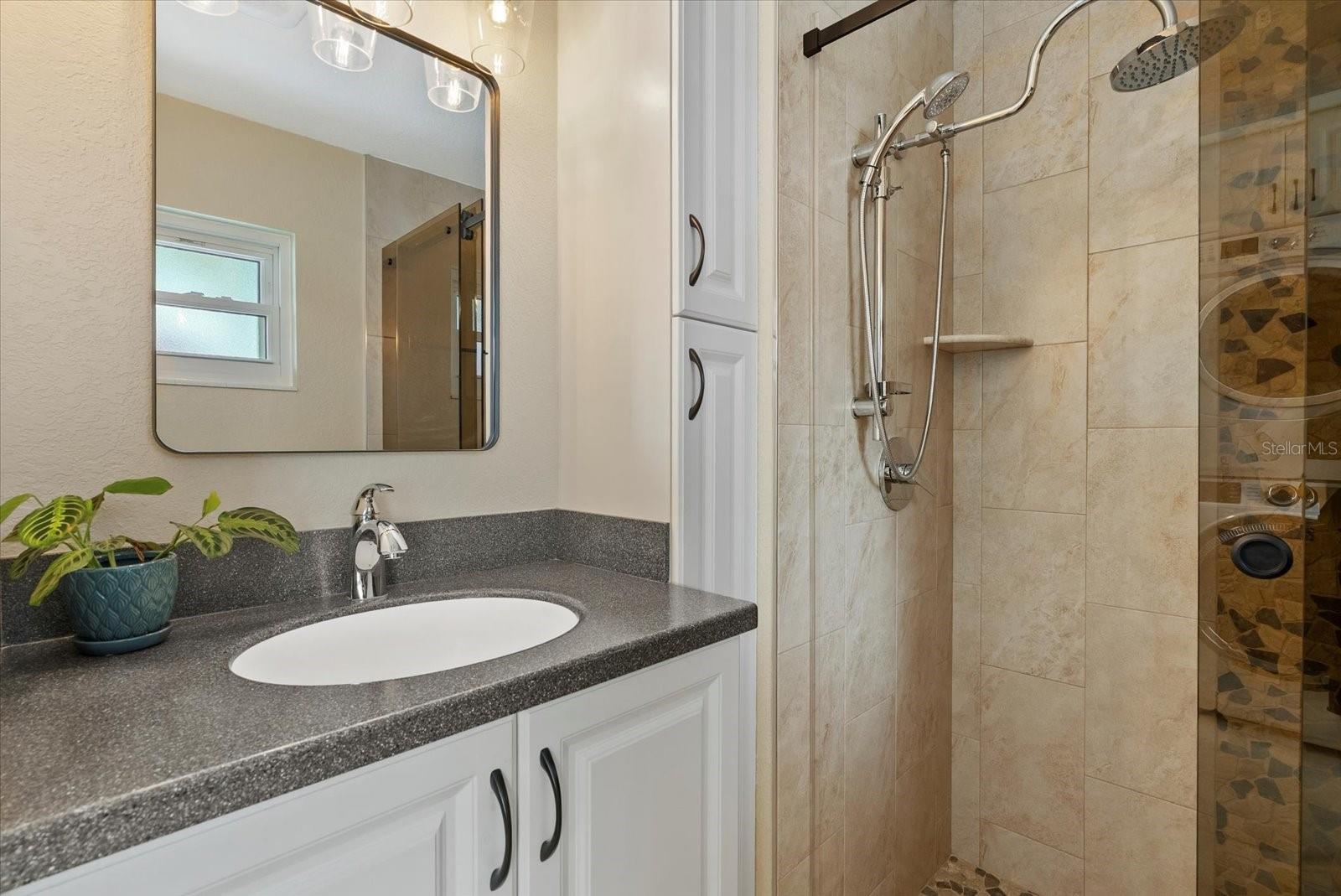 A4663634 Property Photo