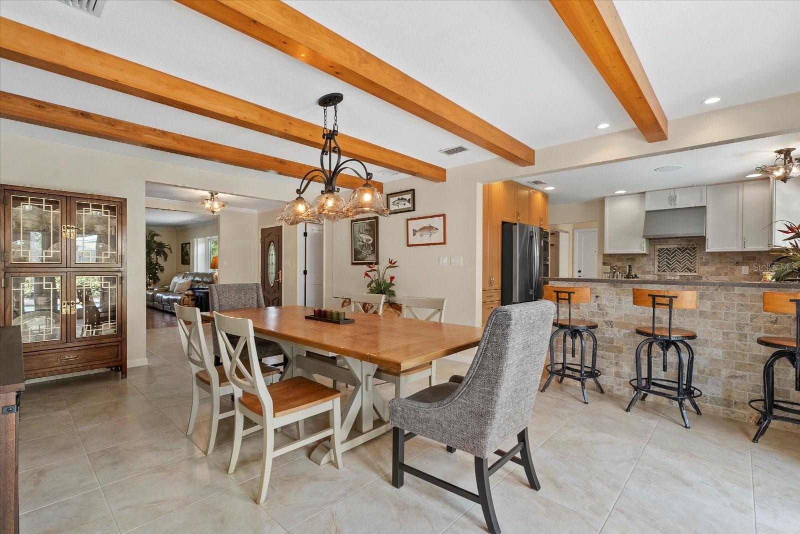 A4663634 Property Photo