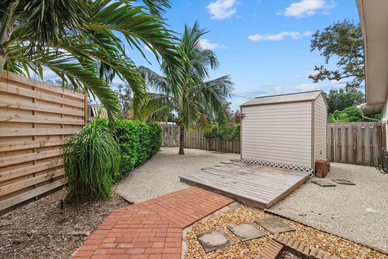 A4663634 Property Photo