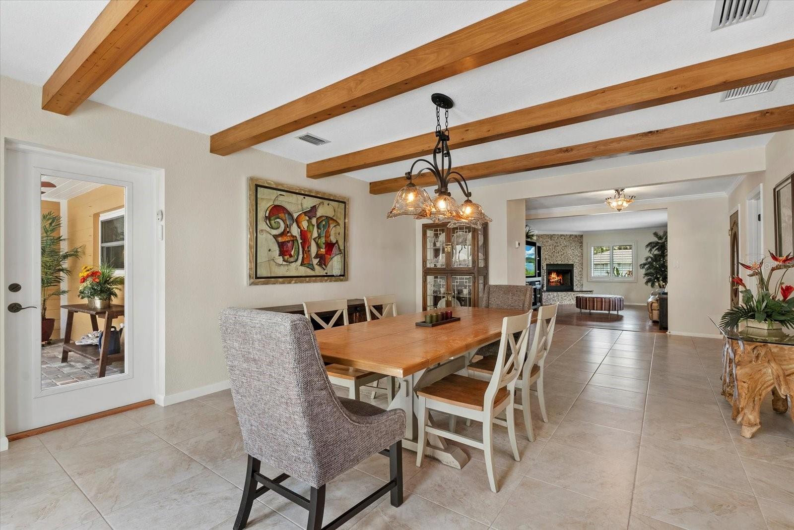 A4663634 Property Photo