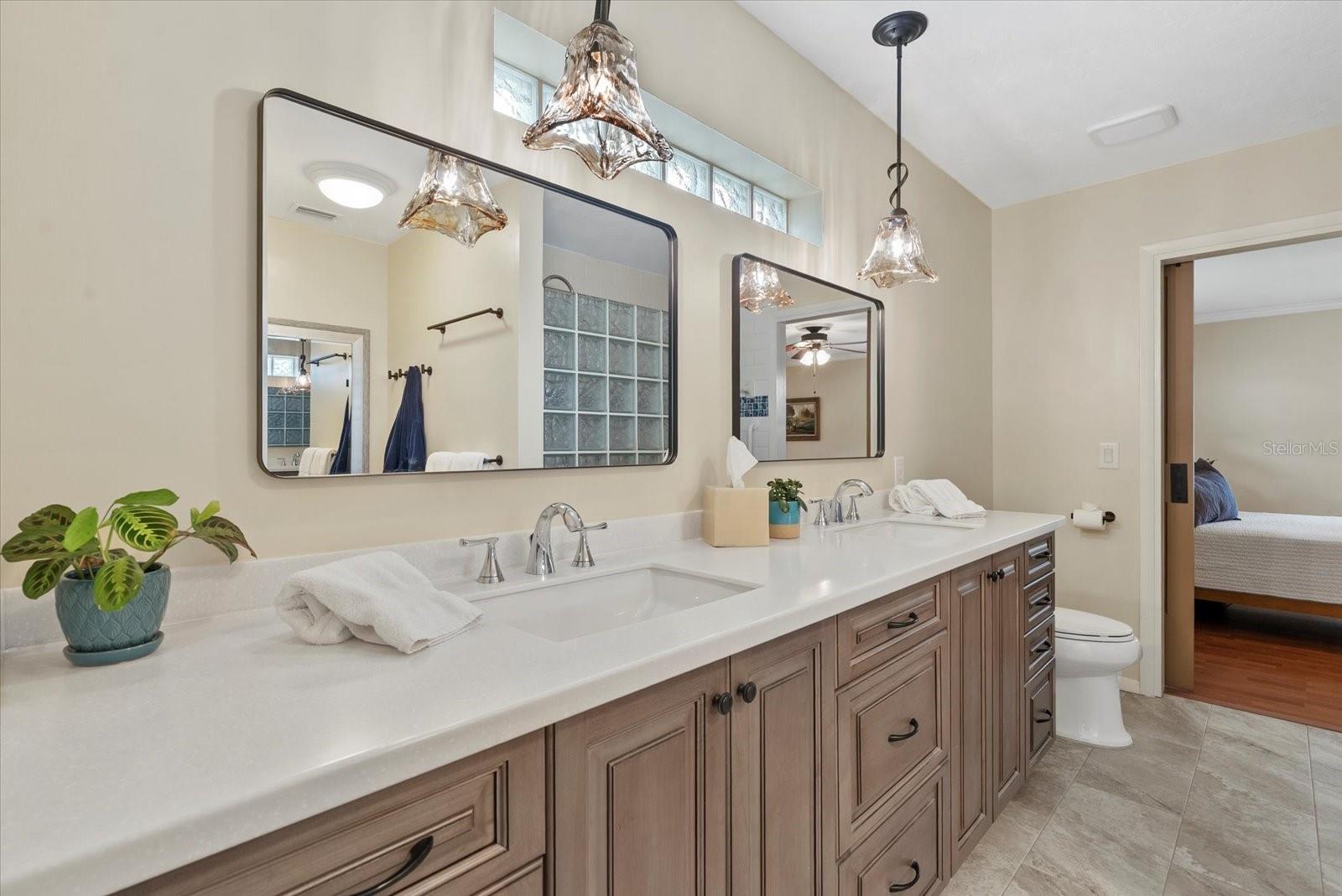 A4663634 Property Photo