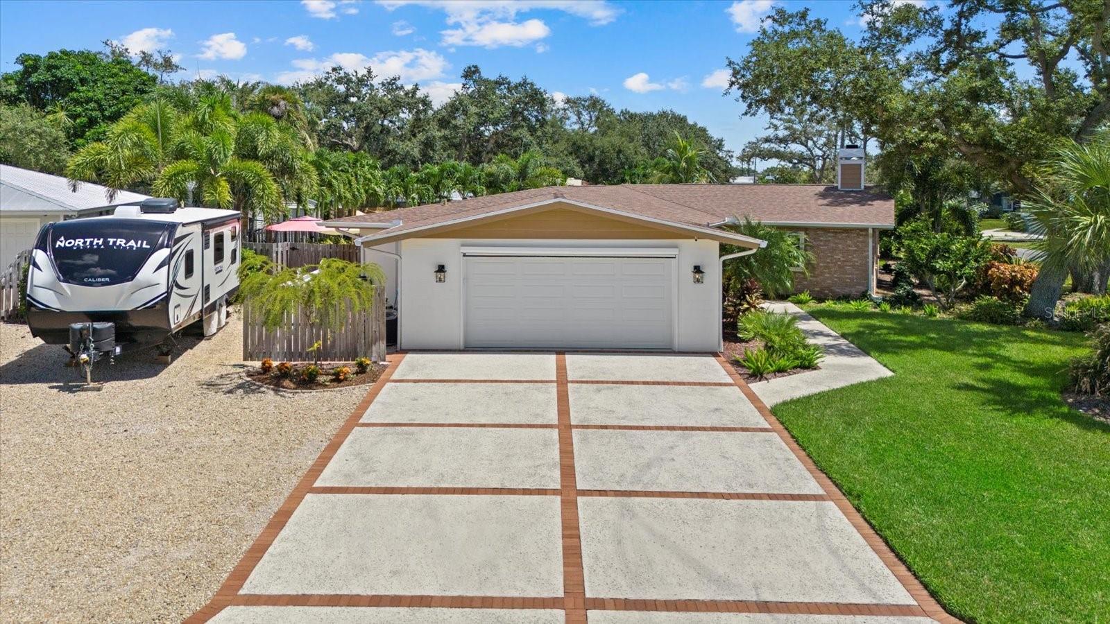 A4663634 Property Photo