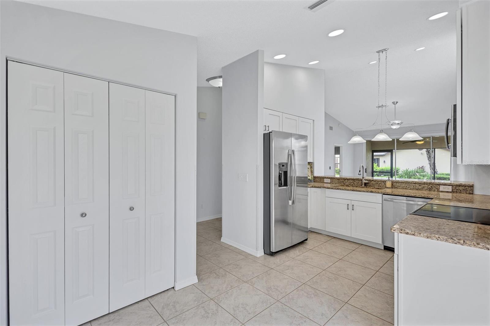 7123 HERON DR, SARASOTA, FL, 34243