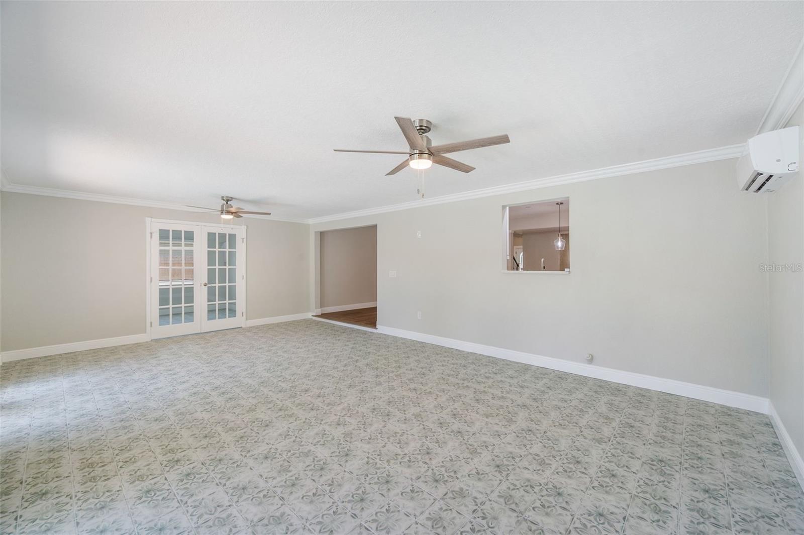 great room out to pool