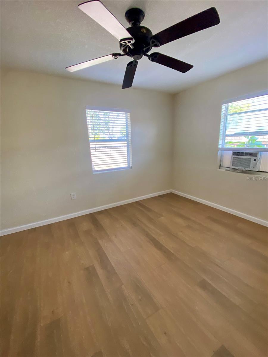 3722 28TH ST N #B, ST PETERSBURG, FL, 33713