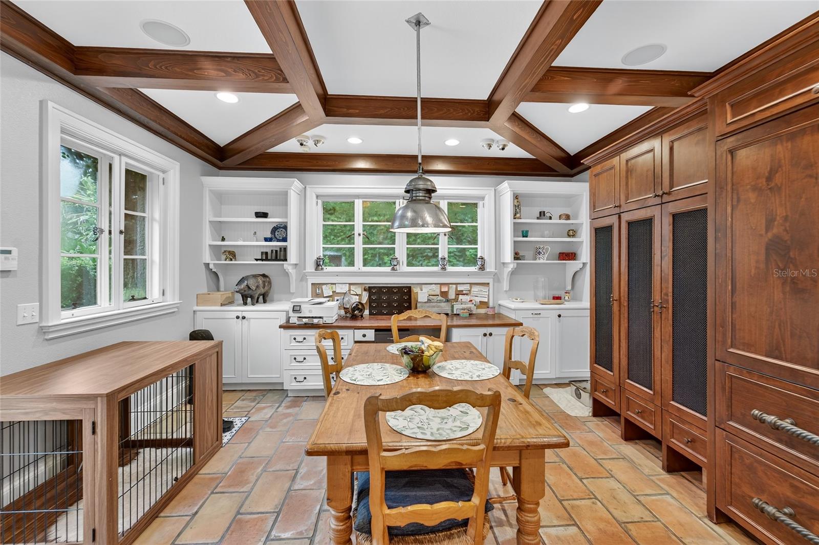 TB8422893 Property Photo