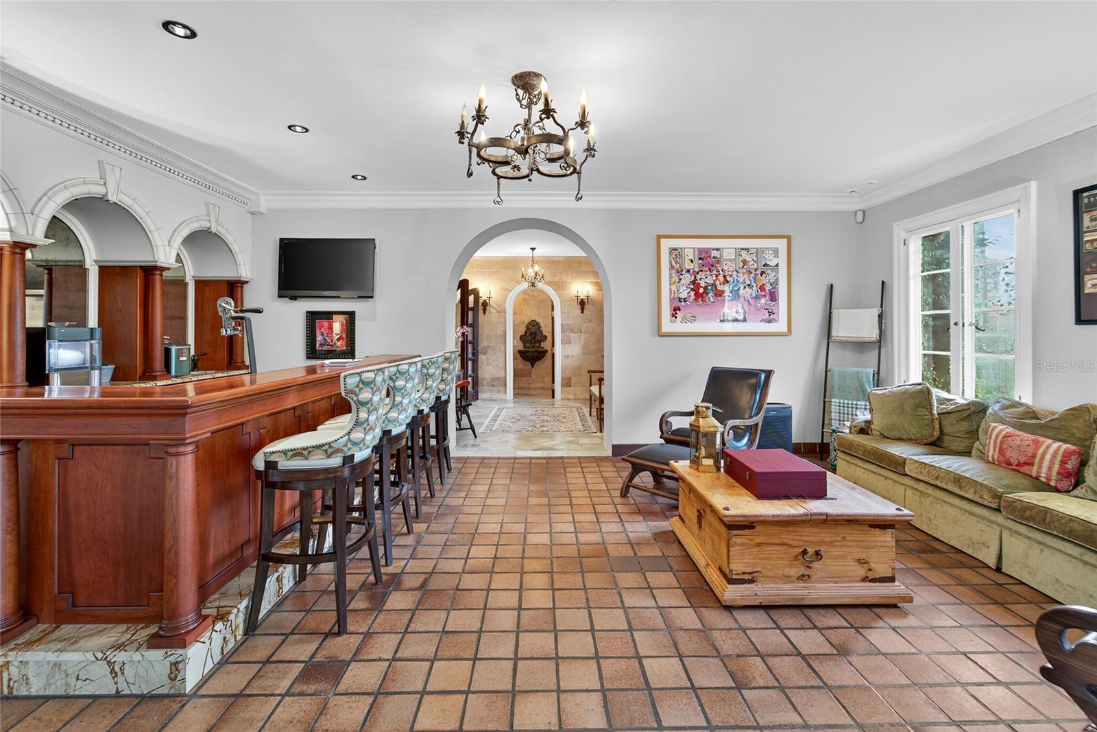 TB8422893 Property Photo