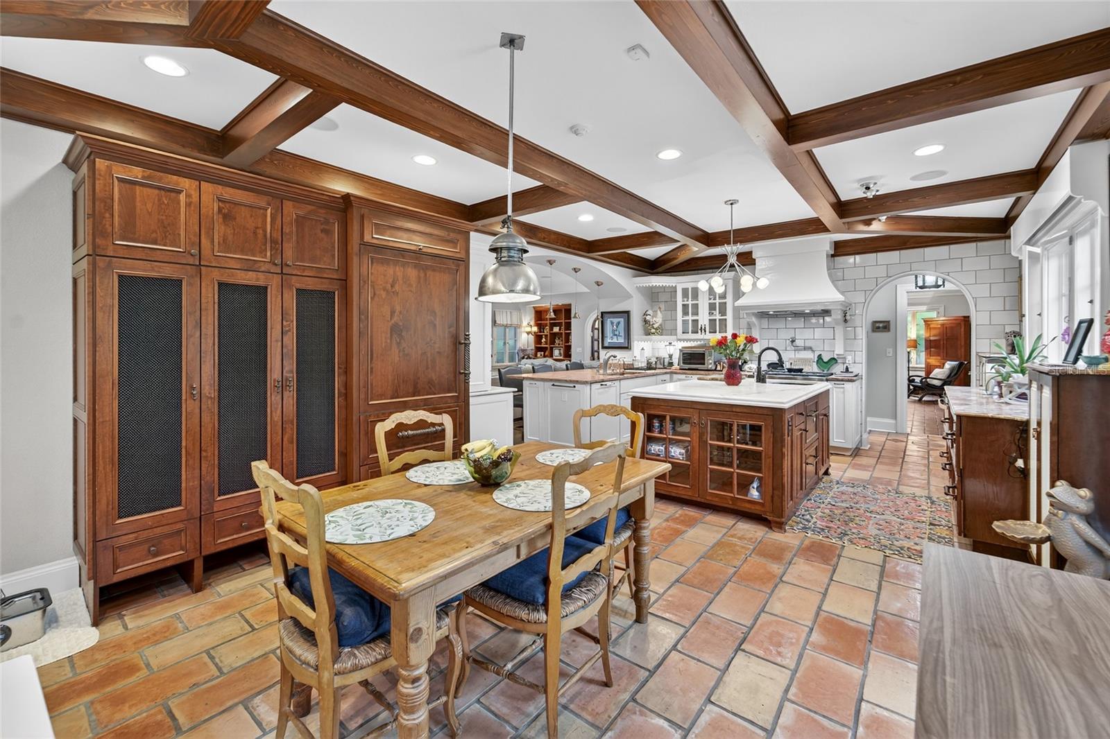 TB8422893 Property Photo