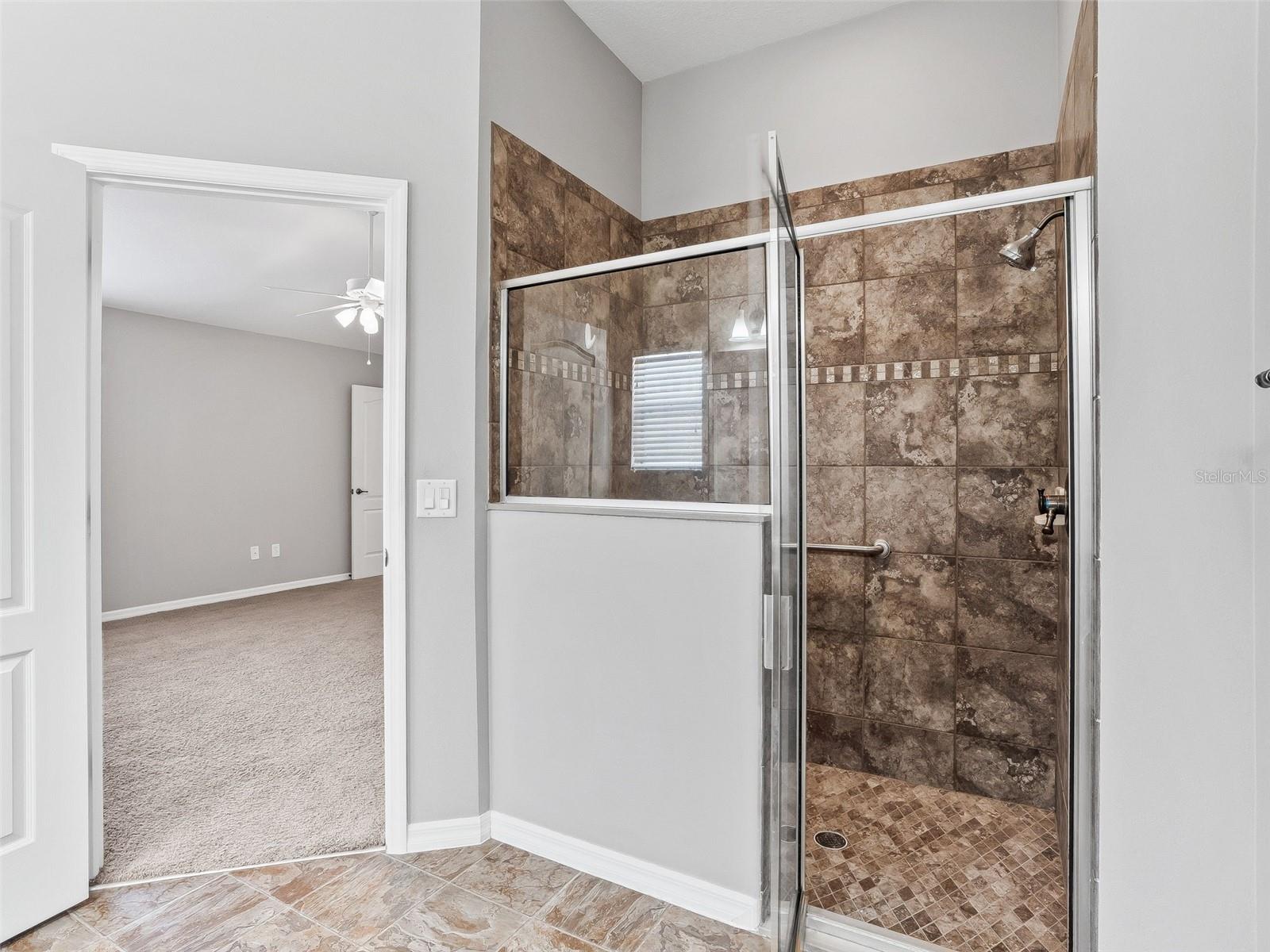 2530 HANLON TER, THE VILLAGES, FL, 32162