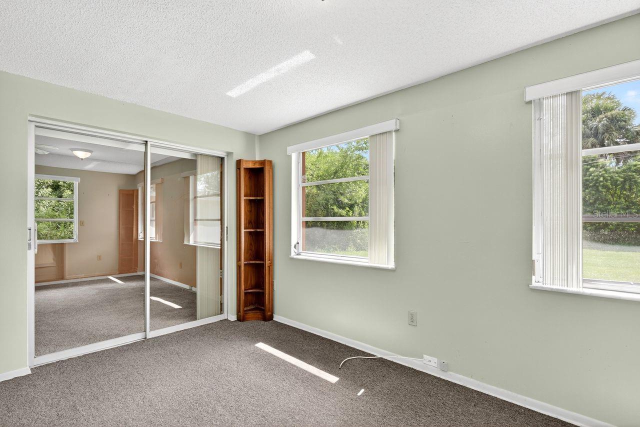 18033 COCHRAN BLVD, PORT CHARLOTTE, FL, 33948