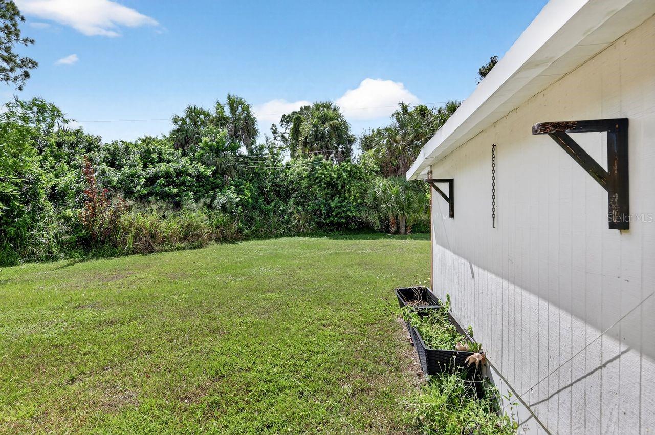 18033 COCHRAN BLVD, PORT CHARLOTTE, FL, 33948