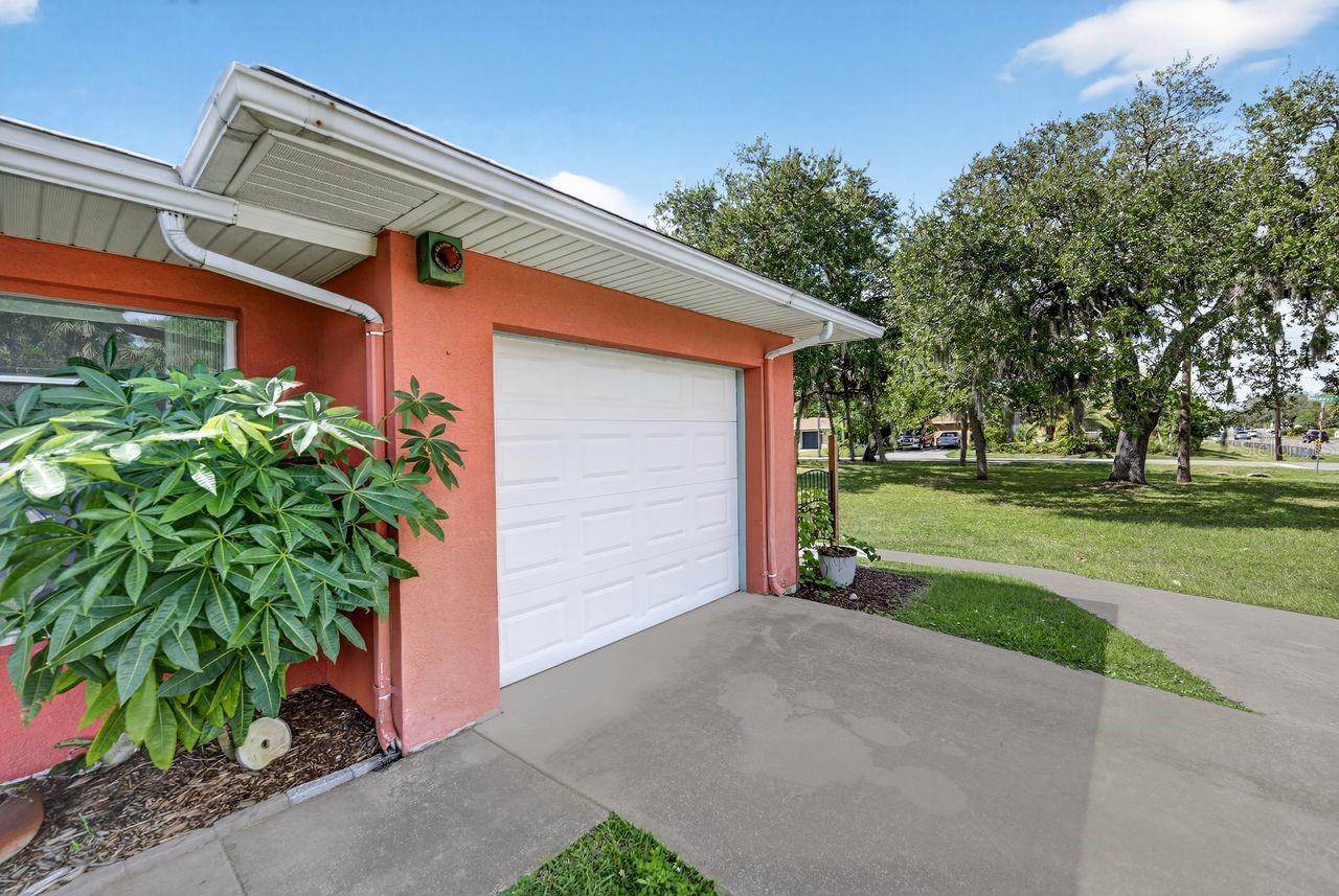 18033 COCHRAN BLVD, PORT CHARLOTTE, FL, 33948