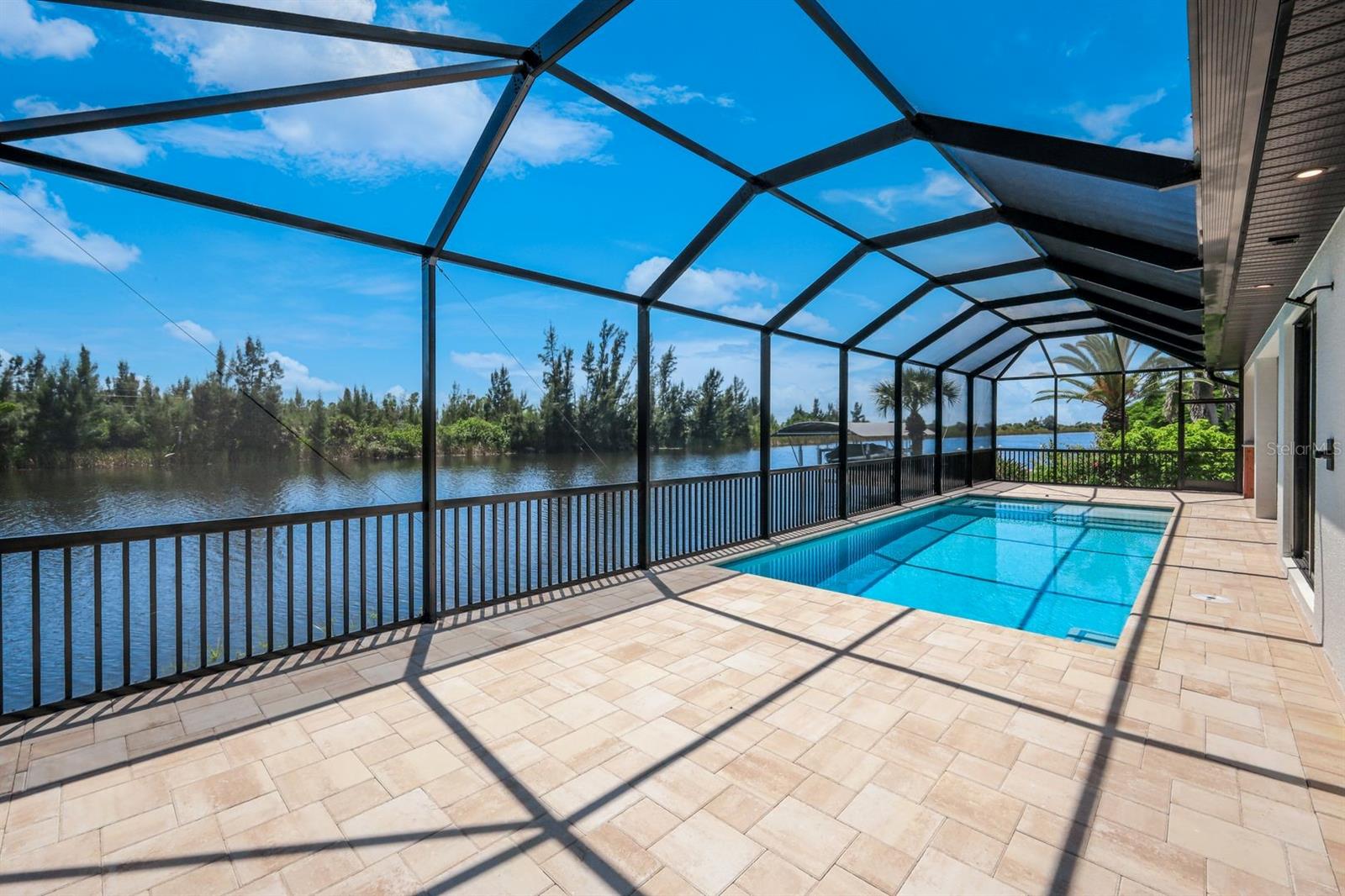 10522 RIVERSIDE RD, PORT CHARLOTTE, FL, 33981