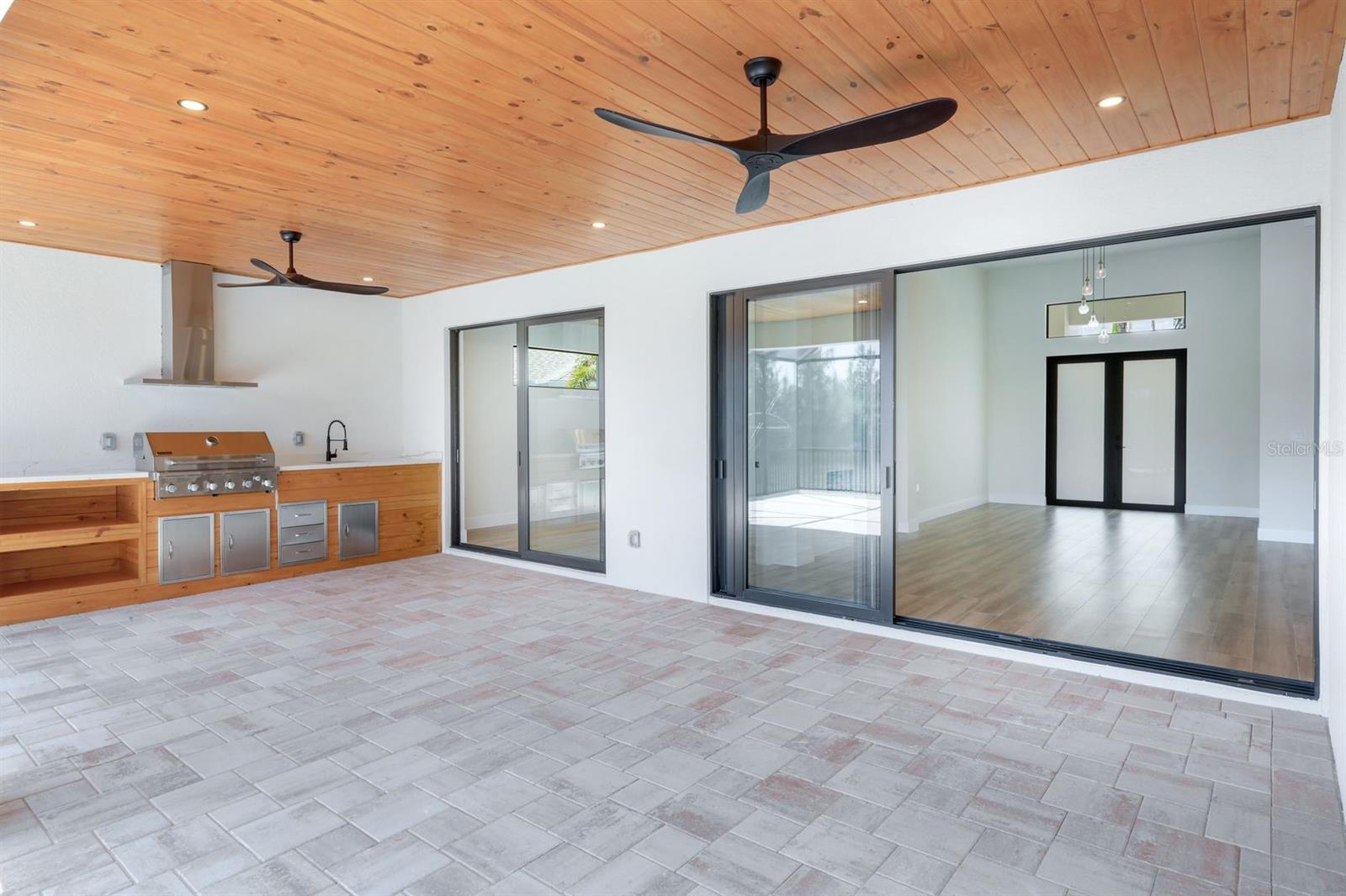 10522 RIVERSIDE RD, PORT CHARLOTTE, FL, 33981