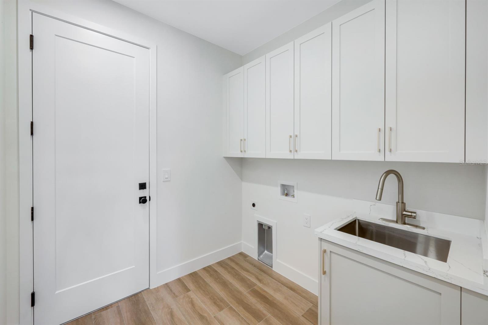 10522 RIVERSIDE RD, PORT CHARLOTTE, FL, 33981