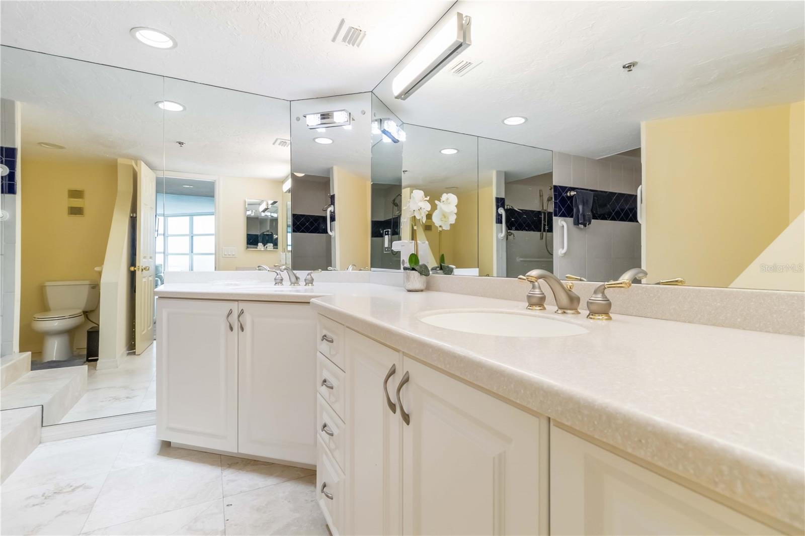 888 BLVD OF THE ARTS #1701, SARASOTA, FL, 34236