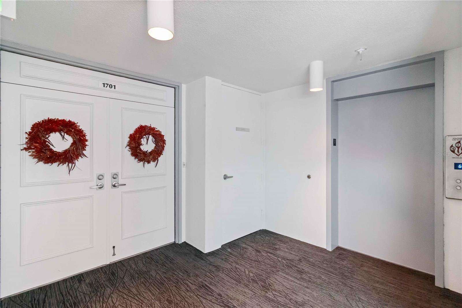 888 BLVD OF THE ARTS #1701, SARASOTA, FL, 34236