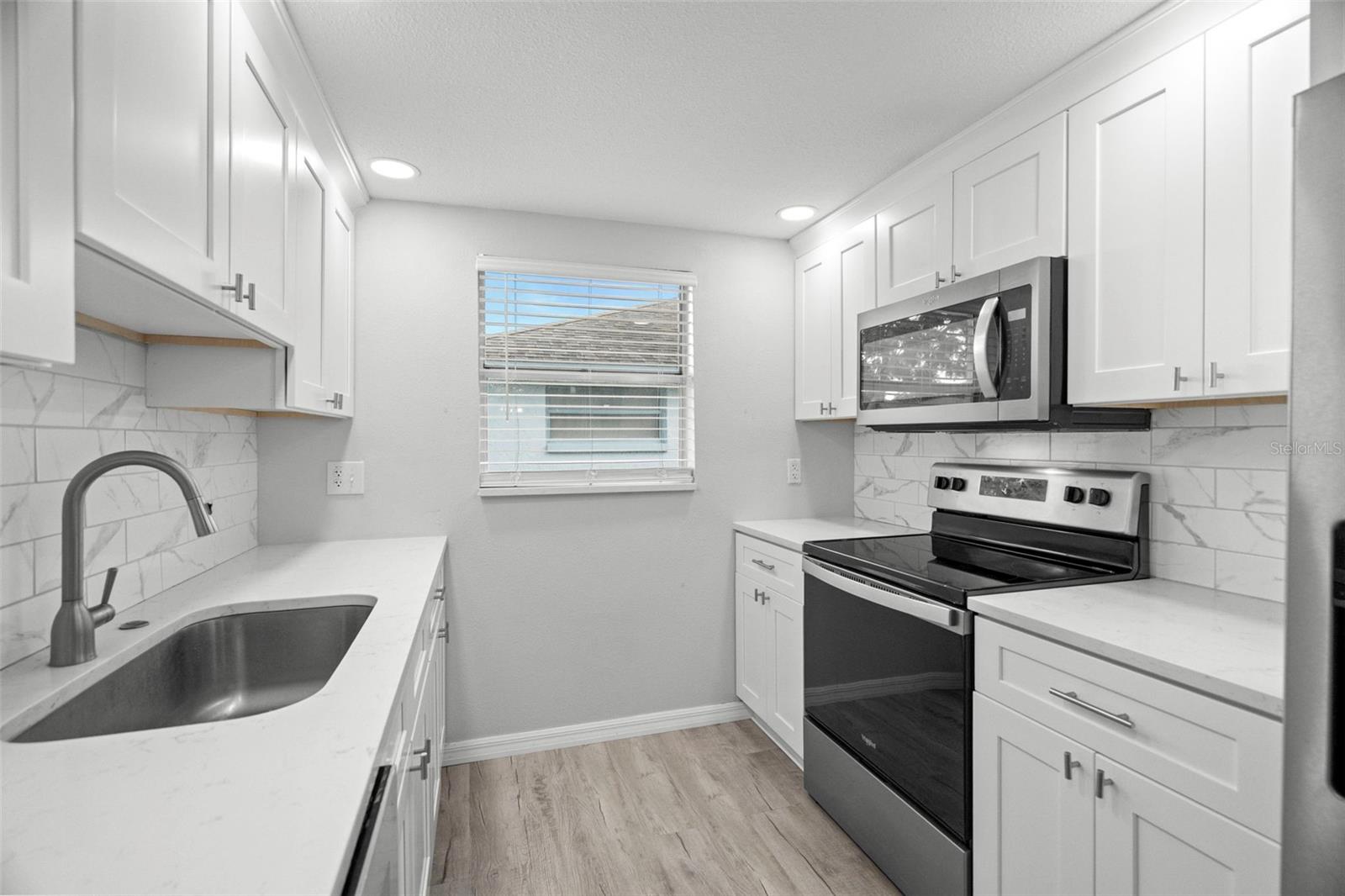 6730 ALBEMARLE PKWY, NEW PORT RICHEY, FL, 34653