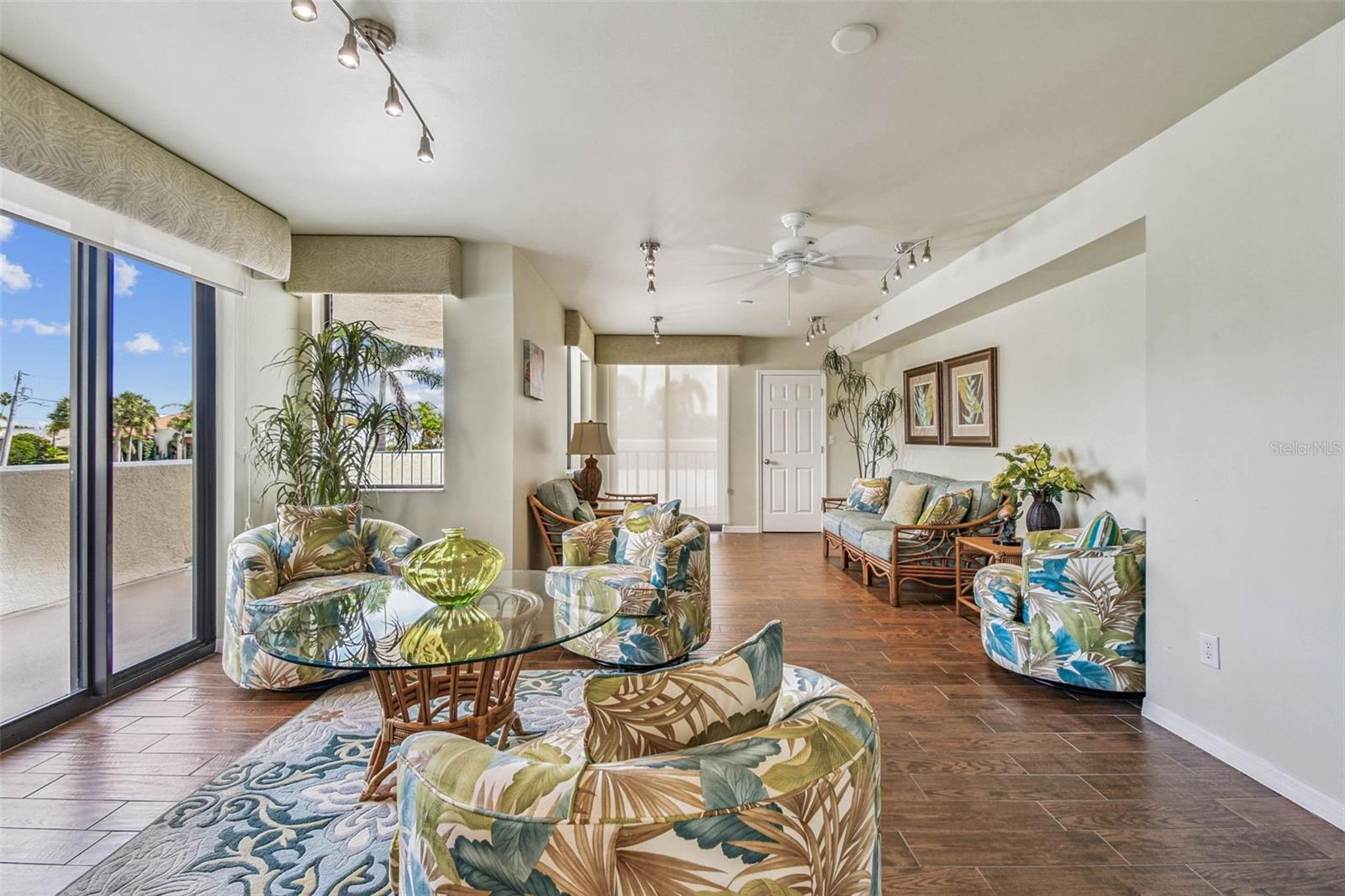 670 ISLAND WAY #602, CLEARWATER, FL, 33767