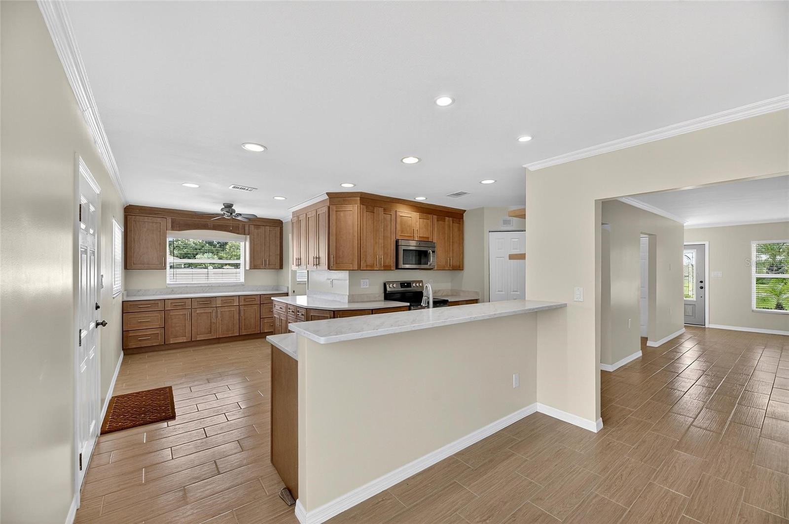 9308 RIVER COVE DR, RIVERVIEW, FL, 33578