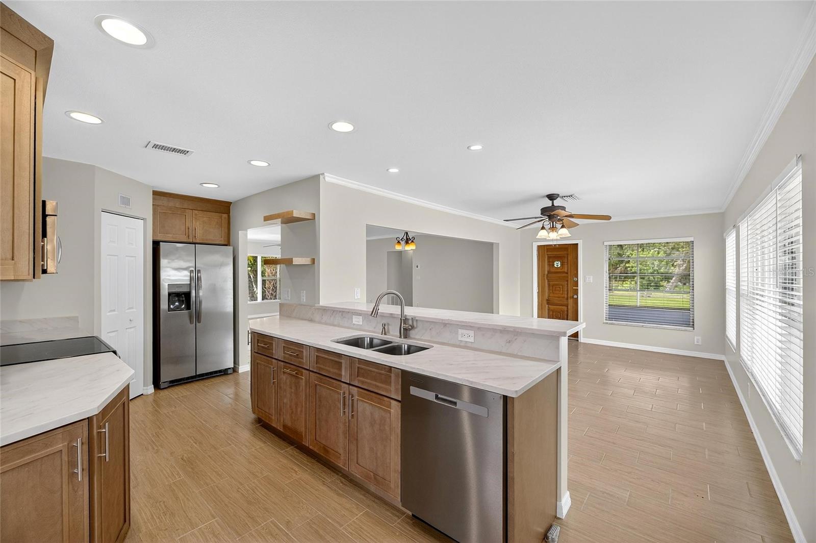 9308 RIVER COVE DR, RIVERVIEW, FL, 33578