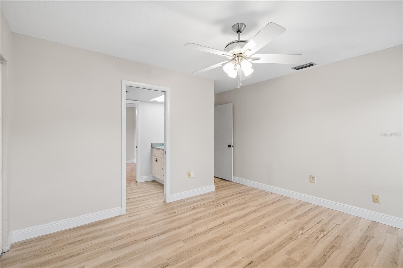 12404 STILLWATER TERRACE DR, TAMPA, FL, 33618