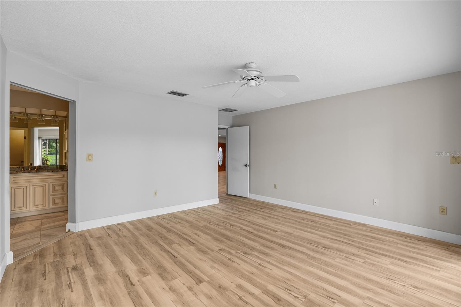 12404 STILLWATER TERRACE DR, TAMPA, FL, 33618