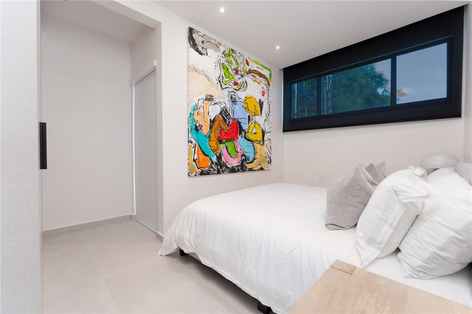 PR9115804 Property Photo