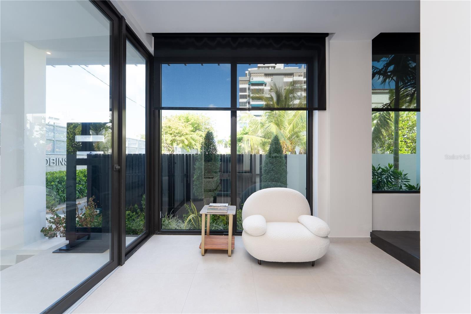 PR9115804 Property Photo