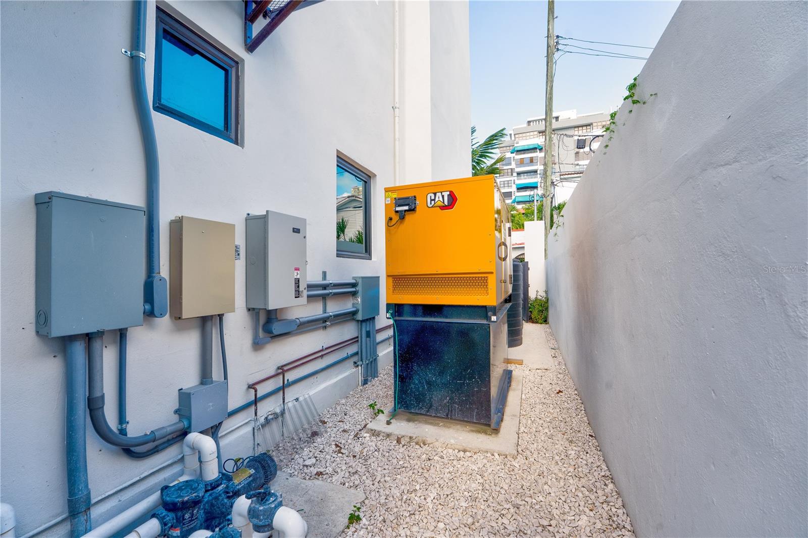 PR9115804 Property Photo