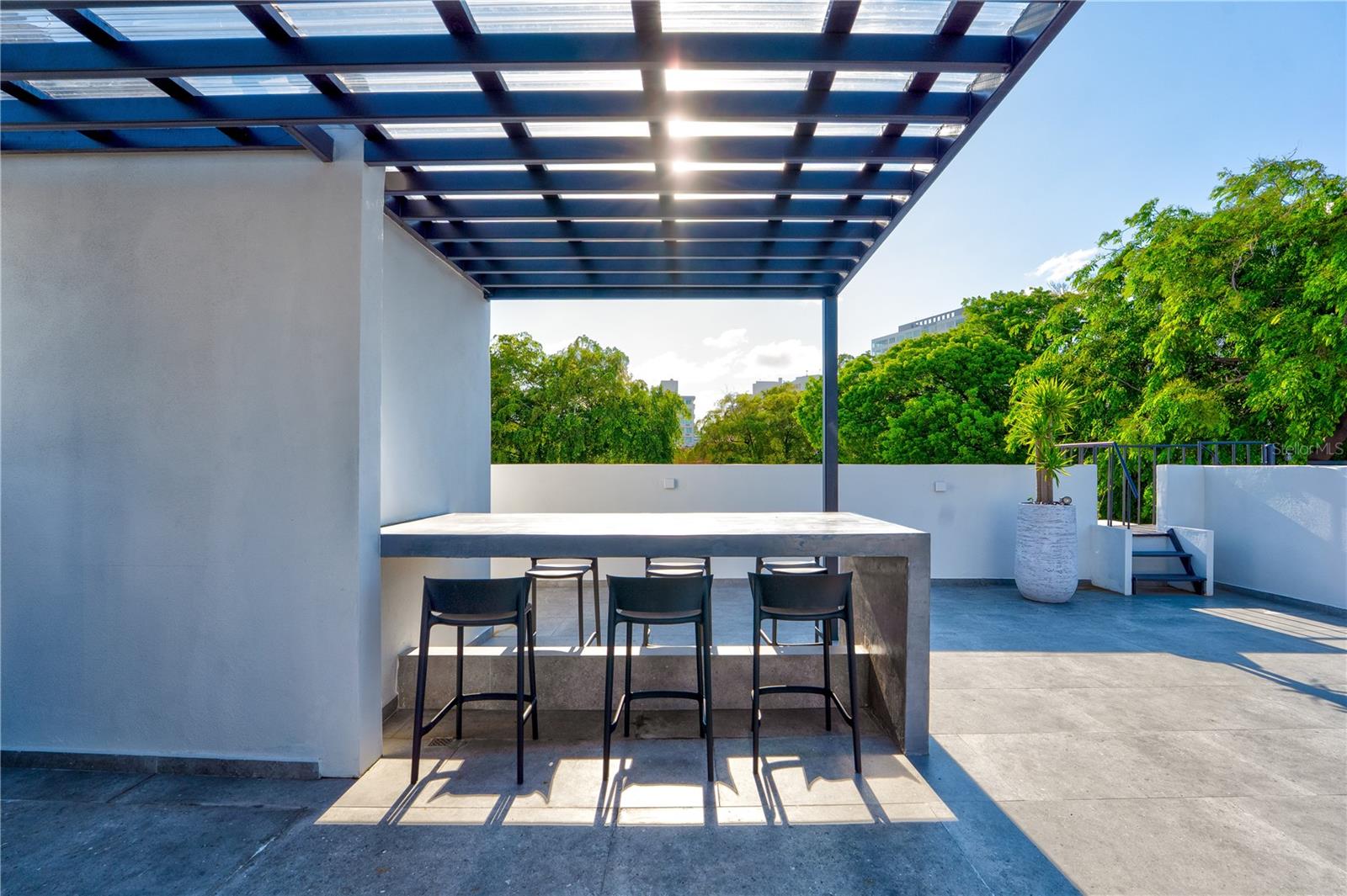 PR9115804 Property Photo