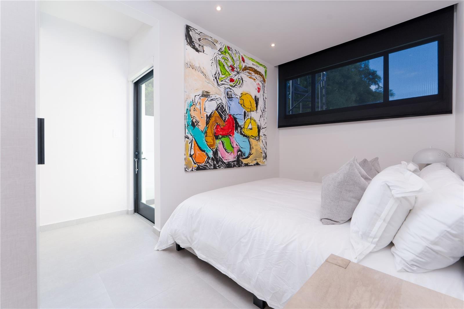 PR9115804 Property Photo