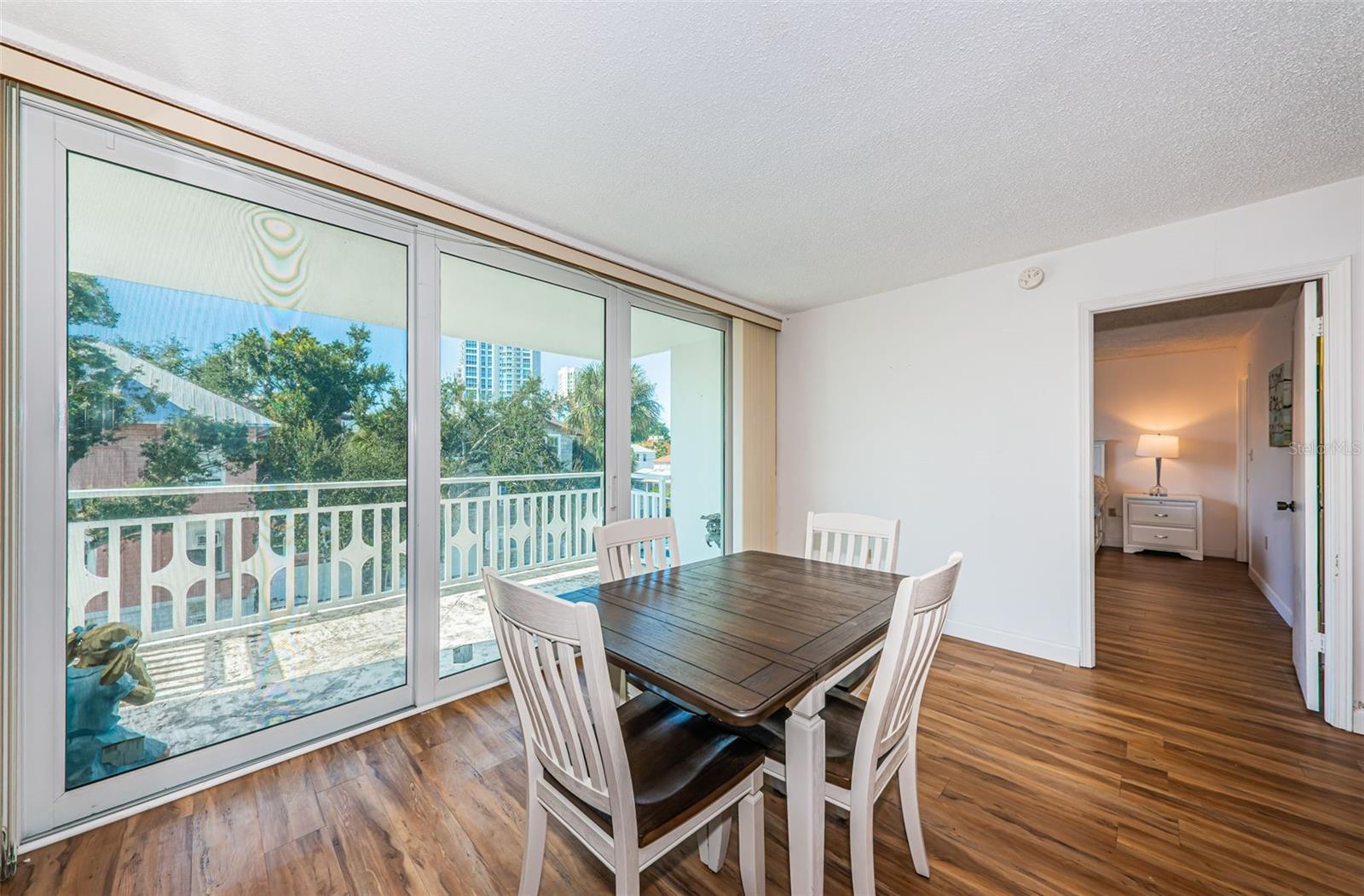 TB8423046 Property Photo